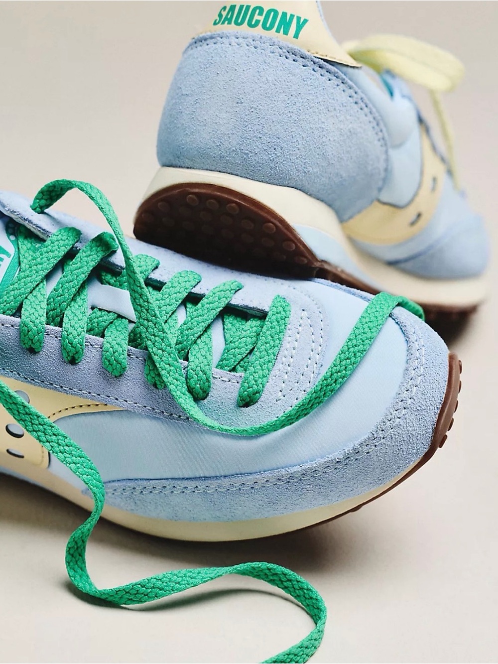 Anthropologie Exclusive Saucony Women's Light Blue Retro Trainer 80 Size 8 - Picture 3 of 6